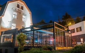 Hotel Slunny Dvur